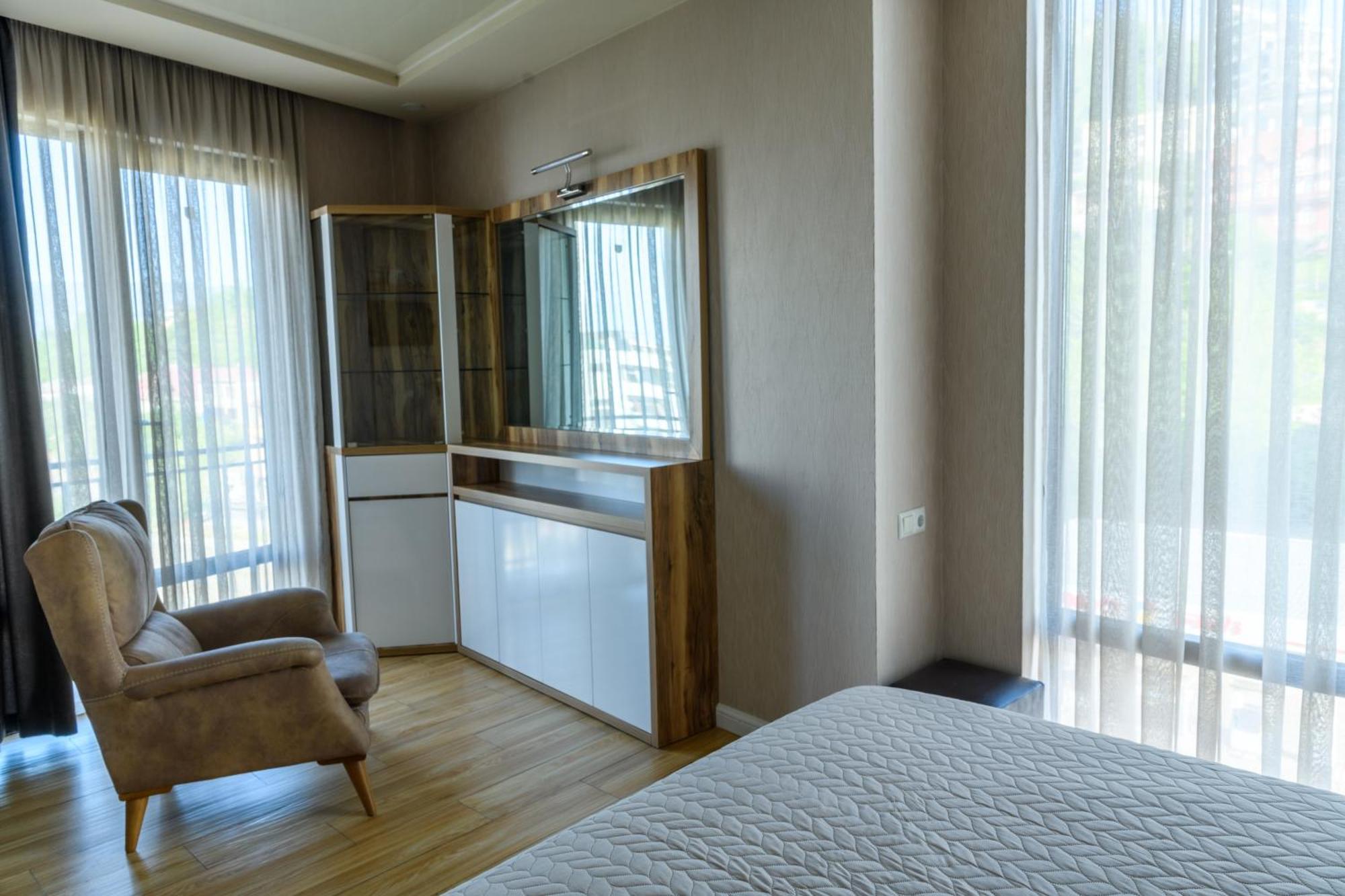 Hotel Sunny Batumi Eksteriør billede