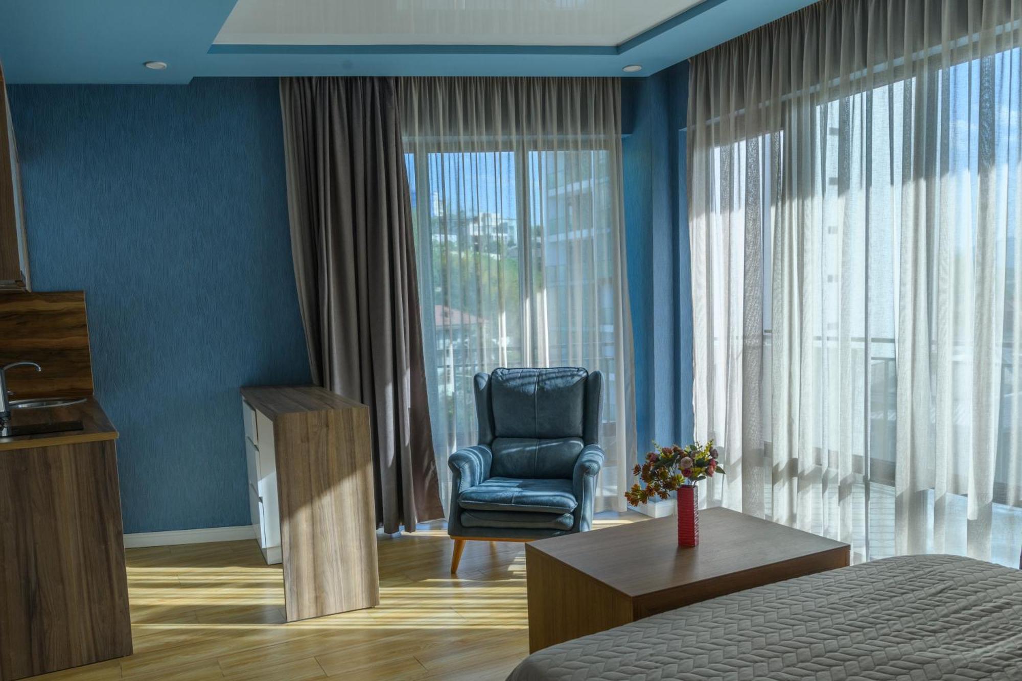 Hotel Sunny Batumi Eksteriør billede